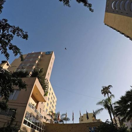 Cosmopolitan Hotel Beirut Exterior foto