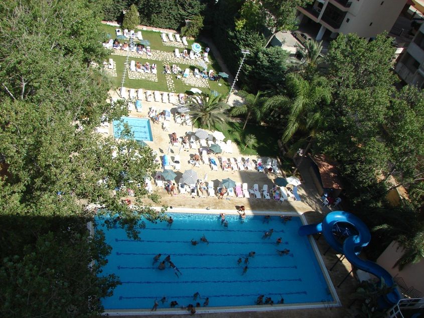 Cosmopolitan Hotel Beirut Exterior foto